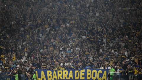 Hinchas de Boca Juniors celebrando la clasificación a la final de la Copa Sudamericana el 20 de octubre de 2026.