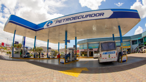 Vista de una gasolinería de Petroecuador.