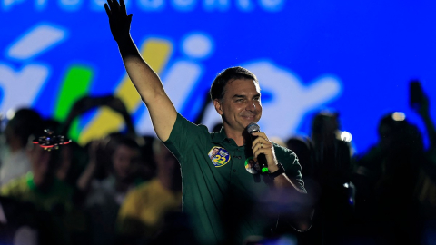 Flavio Bonsonaro durante un mitin de campaña el 21 de octubre de 2026 en San Pablo, Brasil.