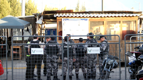 Exteriores del centro de privación de libertad N°3 o cárcel de Riobamba, donde se encuentra recluida Luisa González, el 23 de octubre de 2026.