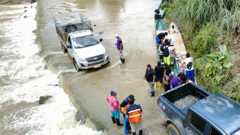 Fotografía de archivo de una zona inundada en Esmeraldas por las lluvias asociadas al fenómeno de El Niño.