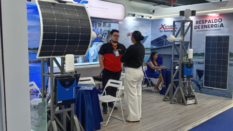 Mayorista de sistemas fotovoltaicos con batería expone en feria Aquaexpo 2026.