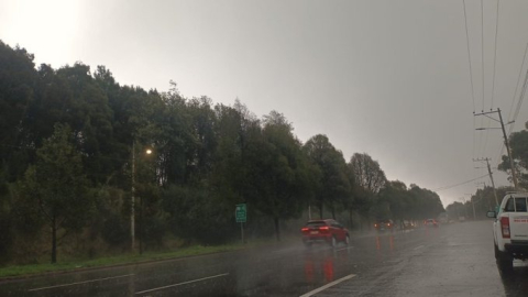 Lluvias en la avenida Simón Bolívar, Quito, 27 de octubre de 2026.