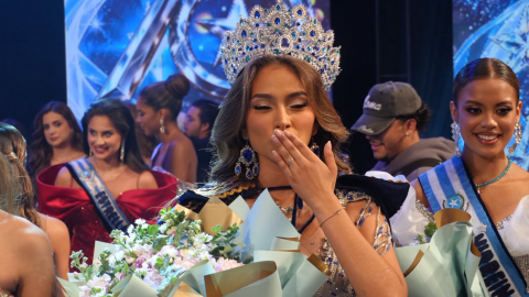 Valeria Cedeño, de 20 años, fue elegida Reina de Guayaquil 2026 durante la gala celebrada este 27 de octubre de 2026 en el Teatro Centro de Arte.