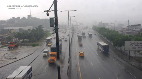 Cámaras de la ATM captan presencia de lluvia en Guayaquil, este 29 de octubre de 2026.