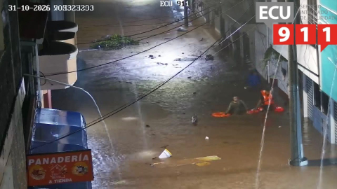 Calles del cantón Santa Cruz, Galápagos ,afectadas por inundaciones el 31 de octubre de 2026.