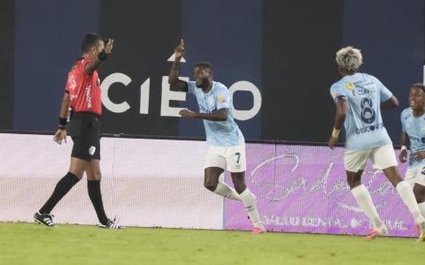 José Fajardo festeja su gol en el partido de Universidad Católica ante Liga de Quito por la Copa Ecuador, el 29 de octubre de 2026.