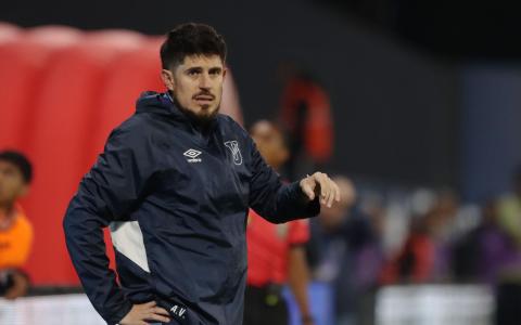 Diego Martínez, durante el partido de Universidad Católica ante Liga de Quito por la Copa Ecuador, el 29 de octubre de 2026.