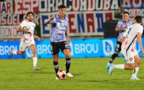 Michael Hoyos, durante el partido de Independiente del Valle ante San Lorenzo, el 19 de enero de 2025.