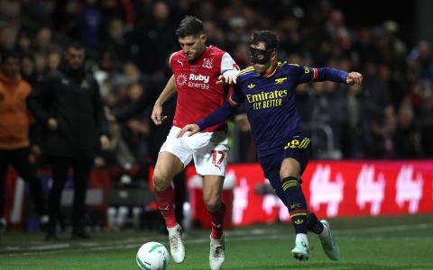 Martin Zubimendi, del Arsenal, ante el Fleewood Town, en el partido válido por la Carabao Cup, jugado el martes 27 de octubre de 2026.