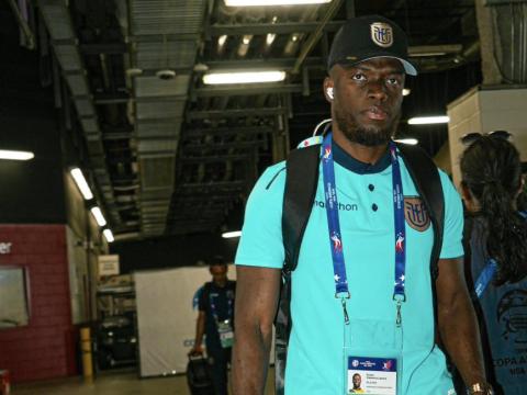 Enner Valencia en su llegada al estadio para enfrentar a Venezuela el 22 de junio del 2024.