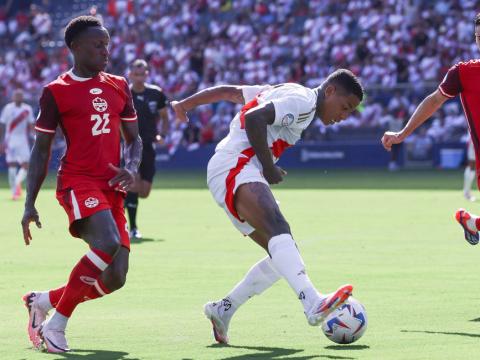 Perú y Canadá se enfrentan por la fase de grupos de la Copa América, este 25 de junio de 2024.