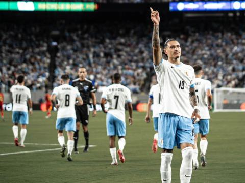 Darwin Núñez celebra su gol en el partido de Uruguay ante Bolivia, el 27 de junio de 2024.