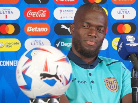 Enner Valencia, durante una rueda de prensa, previo al partido de Ecuador ante Argentina por la Copa América, el 3 de julio de 2024.