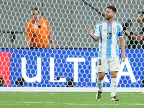 Lionel Messi durante el partido entre Argentina y Chile, el 25 de junio de 2024, por Copa América.