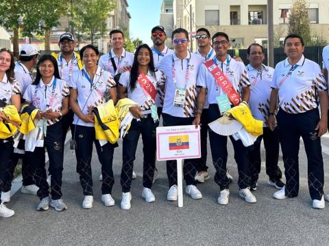 Los deportistas de Ecuador, previo a la ceremonia de clausura de los Juegos Olímpicos, el 12 de agosto de 2024.