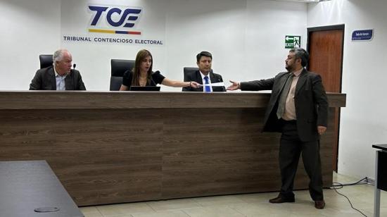Queja contra los tres jueces que removieron al presidente del TCE queda huerfana de ponente