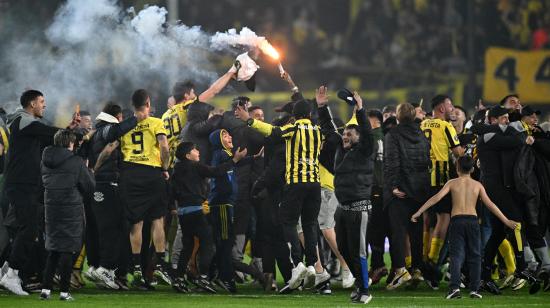 Los jugadores de Peñarol festejan la clasificación a las semifinales de la Copa Libertadores, el 26 de septiembre de 2024.