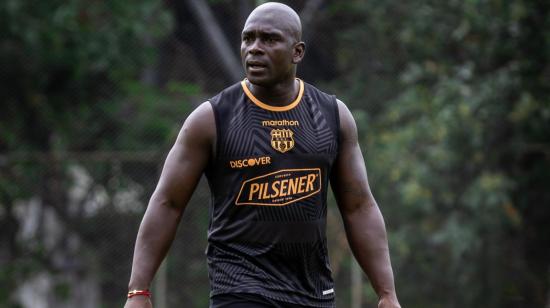 Segundo Castillo, nuevo técnico de Barcelona SC, durante el entrenamiento del jueves 10 de octubre de 2024.