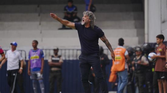 Leonel Álvarez, DT de Emelec, en el partido ante Imbabura, jugado el 23 de noviembre de 2024.
