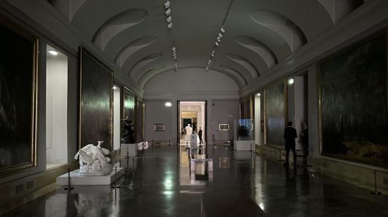 Estado de las salas del Museo del Prado tras el desalojo coordinado de todas las personas que se encontraban visitando el museo tras el apagón eléctrico en España, este 28 de abril de 2025.