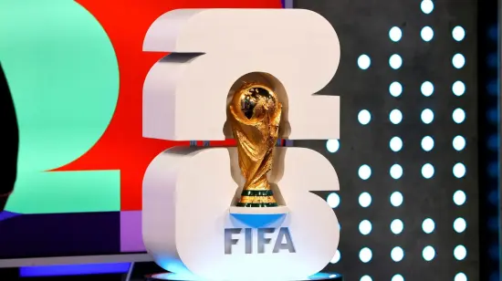 El trofeo de la Copa del Mundo, durante un evento de presentación del Mundial de la FIFA de 2026.