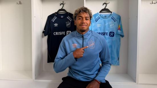 Emiliano Clavijo, jugador de Universidad Católica, durante una entrevista con PRIMICIAS en Quito, en octubre de 2026.