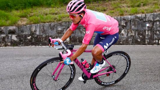 Richard Carapaz durante la decimoctava etapa del Giro de Italia.