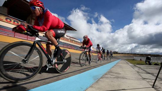 La escuela de Richard Carapaz crea la joven cantera del ciclismo en Ecuador.