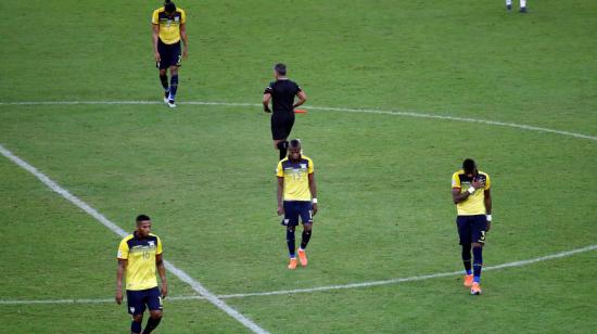 Jugadores ecuatorianos después de ser eliminados de la Copa América.