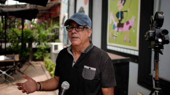 El director de cine cubano Alejandro Gil durante una entrevista en julio de 2019.