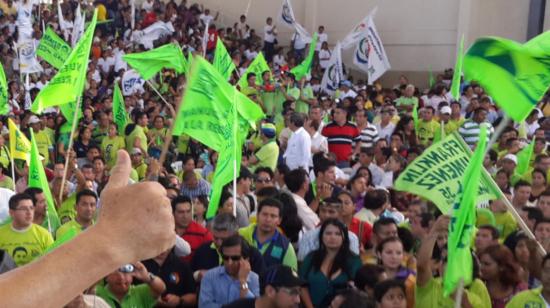 Acto de campaña electoral en noviembre de Alianza PAIS en 2013.