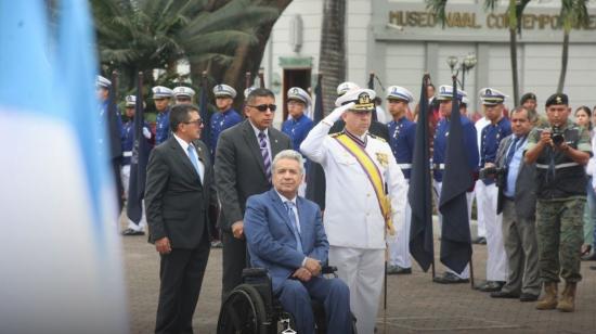 El presidente de Ecuador, Lenín Moreno, junto al mandatario francés, Emanuel Macron. 