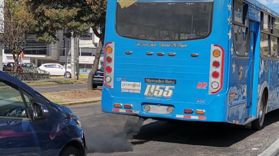 La contaminación se produce por la mala calidad de los combustibles