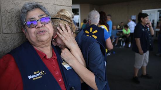 Reacciones de empleados de Walmart ante el tiroteo sucedido en El Paso, Texas.