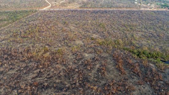 Vista de un área afectada por un incendio en el estado de Mato Grosso (Brasil). 