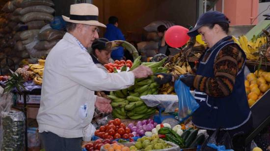 Imagen de archivo de uno de los mercados de Cuenca.