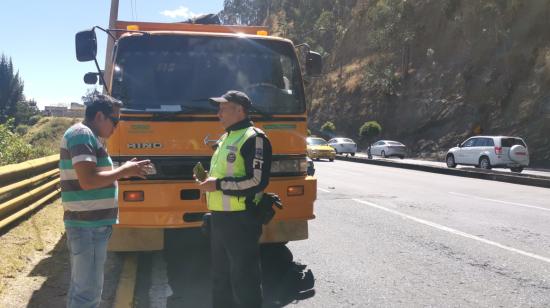 Los operativos en las calles de Quito continúan por parte de los agentes fiscalizadores