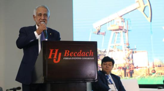 El ministro de Energía, Carlos Pérez, se refirió al futuro de la Refinería Estatal de Esmeraldas. 