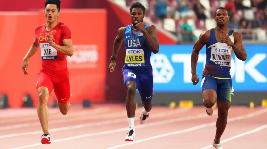 Álex Quiñónez (der.) llegó en segundo lugar en su Heat y se clasificó a la final. 