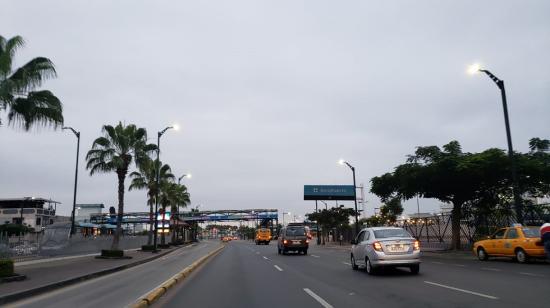 Guayaquil amaneció sin buses de transporte urbano tras el paro anunciado para hoy. 