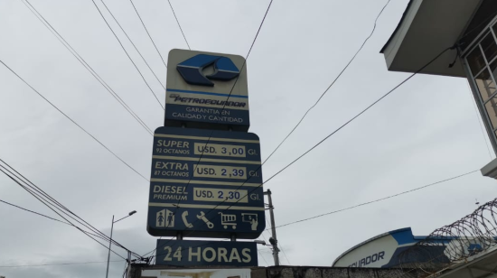 Precios de los combustibles en Ecuador sin subsidios. 