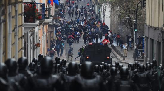 Unas 195 personas fueron detenidas tras el paro de transportistas. Además 21 policías resultaron heridos.  