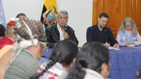 La mesa de diálogo entre el gobierno, encabezado por el presidente Lenín Moreno, y los indígenas se desarrolló el 13 de octubre de 2019.