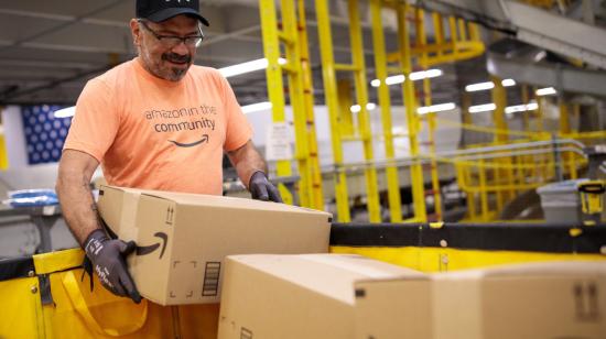 La compañía de comercio electrónico Amazon se encuentra entre las tres marcas más valiosas del mundo. 