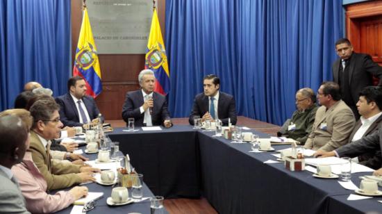 Reunión del presidente Lenín Moreno y los ministros Andrés Madero y Richard Martínez, con los dirigentes de la Central Unitaria de Trabajadores (CUT).