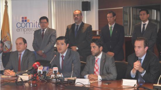 Foto de archivo del 4 de abril de 2016, cuando Richard Martínez era presidente del Comité Empresarial Ecuatoriano. En la foto también constan Iván Ontaneda, hoy ministro de Producción, y Patricio Alarcón, actual presidente del Comité.