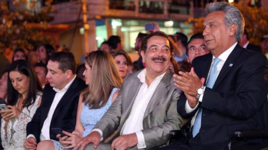 El presidente Lenín Moreno y el exalcalde de Guayaquil, Jaime Nebot, durante la celebración de las fiestas julianas en 2017.