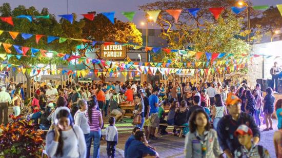 El COE nacional recomendó la prohibición de fiestas en el feriado de Navidad y Año Nuevo