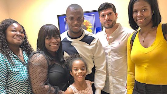 Enner Valencia en el reencuentro con su hija en el estado de Florida, Estados Unidos. 